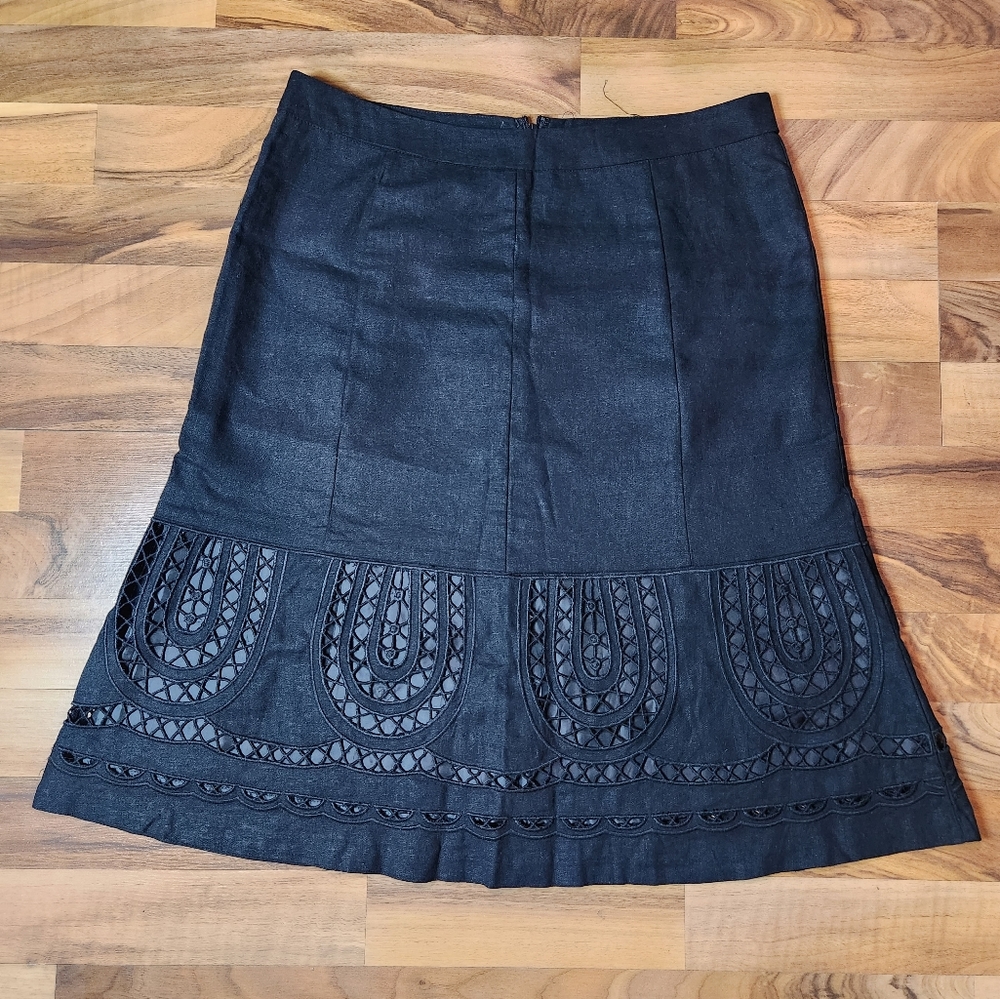 black skirt